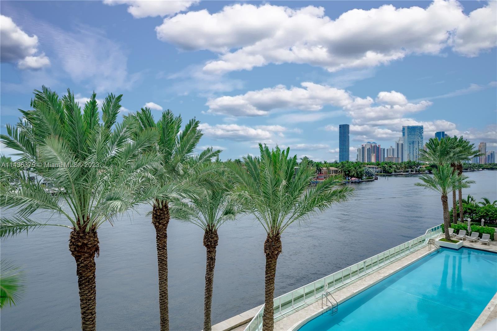 20201 E Country Club Dr 404, Aventura, FL 33180, 2 Bedrooms Bedrooms, ,2 BathroomsBathrooms,Residential,For Sale,Country Club Dr,A11436375