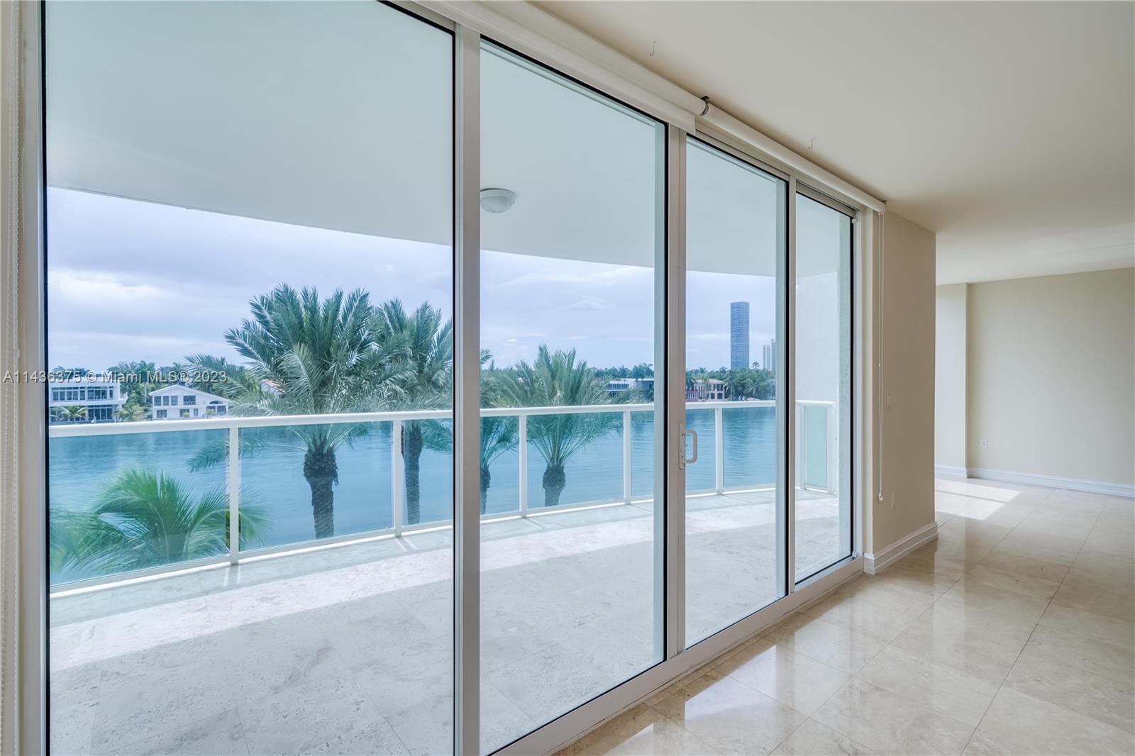 20201 E Country Club Dr 404, Aventura, FL 33180, 2 Bedrooms Bedrooms, ,2 BathroomsBathrooms,Residential,For Sale,Country Club Dr,A11436375