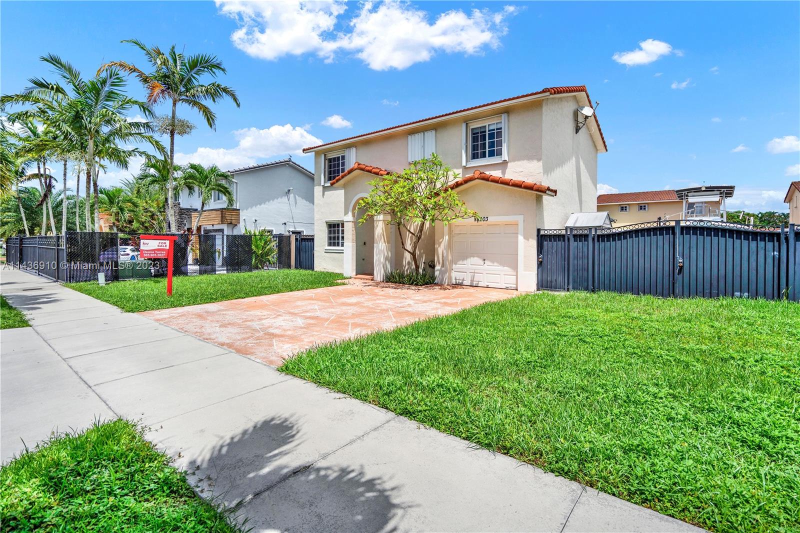 18203 SW 154th Ave  For Sale A11436910, FL