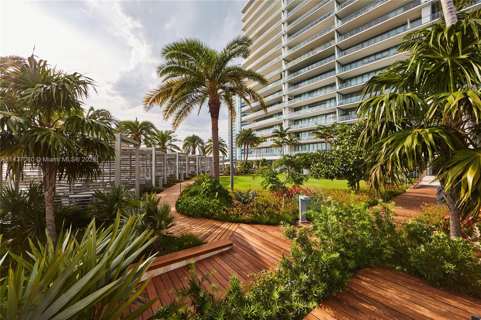 Residential, Miami Beach, Florida image 43