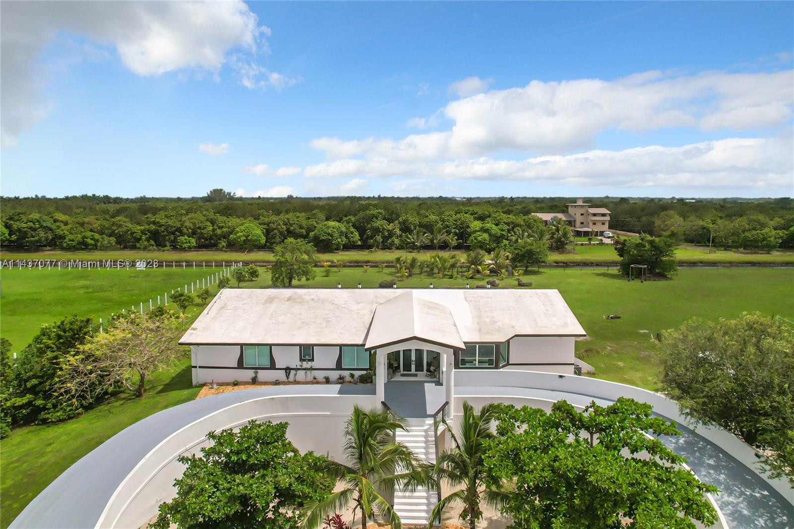 19870 190th St, Miami, FL, 33187 United States, 6 Bedrooms Bedrooms, ,6 BathroomsBathrooms,Residential,For Sale,190th St,A11437077