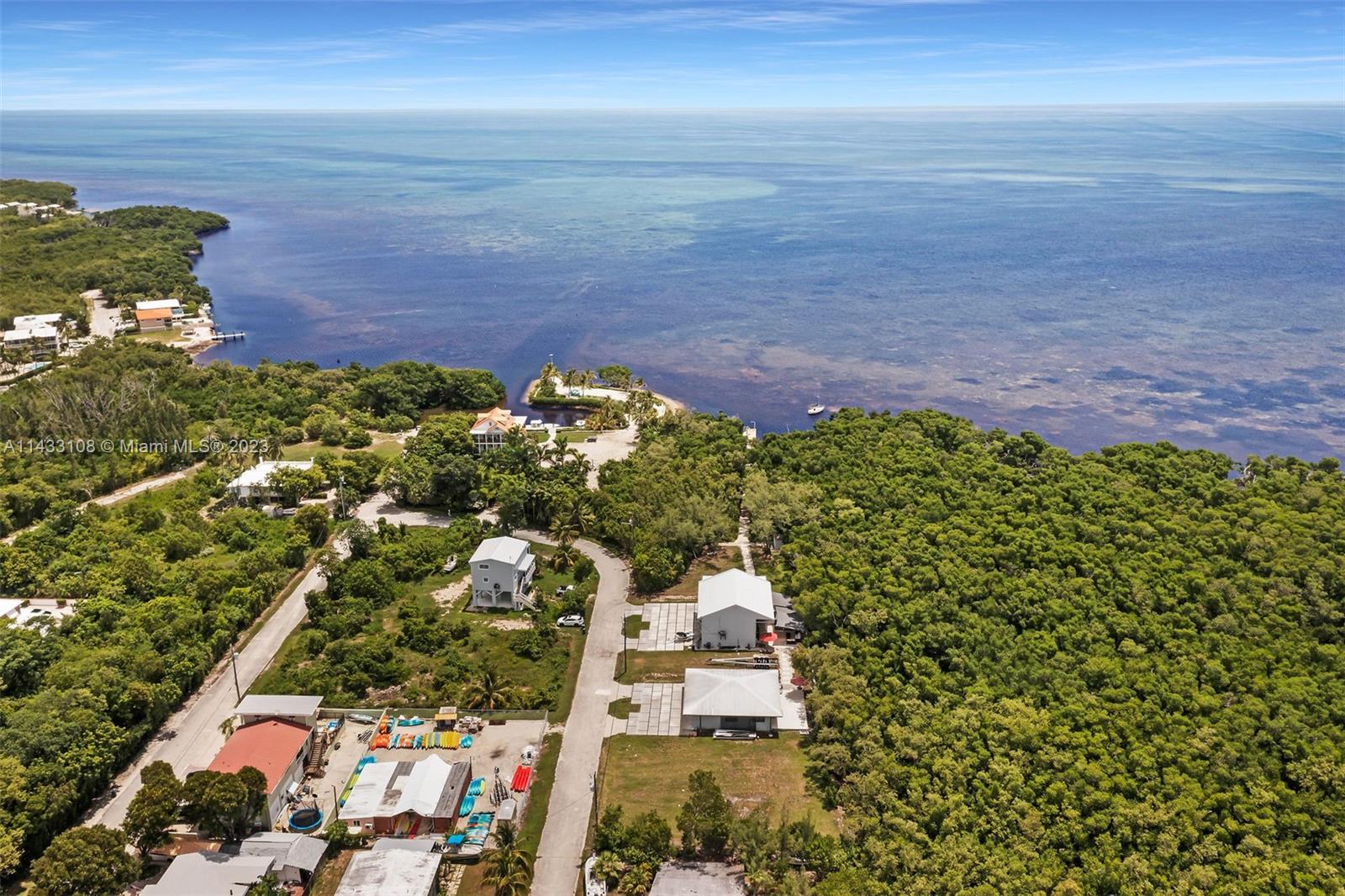 34 Atlantic Dr, Key Largo, FL, 33037 United States, 5 Bedrooms Bedrooms, ,4 BathroomsBathrooms,Residential,For Sale,Atlantic Dr,A11433108