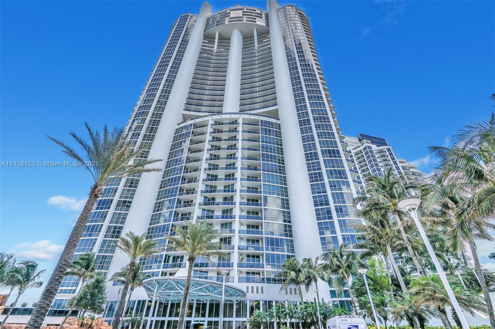 18101  Collins Ave #804 For Sale A11438120, FL