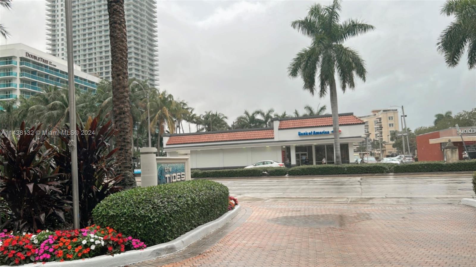 Residential, Hollywood, Florida image 14