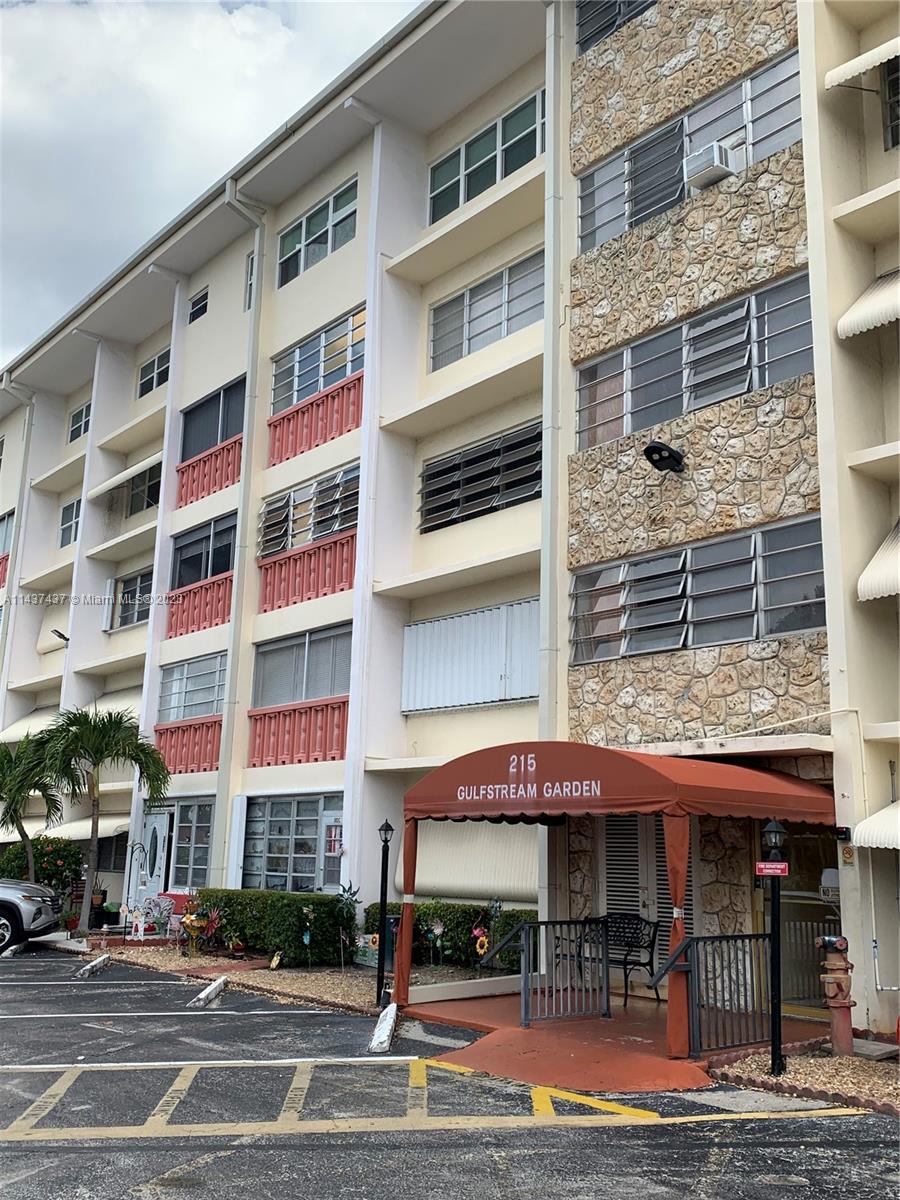 215 3rd Ave, Hallandale Beach, FL, 33009 United States, 2 Bedrooms Bedrooms, ,1 BathroomBathrooms,Residential,For Sale,3rd Ave,A11437437