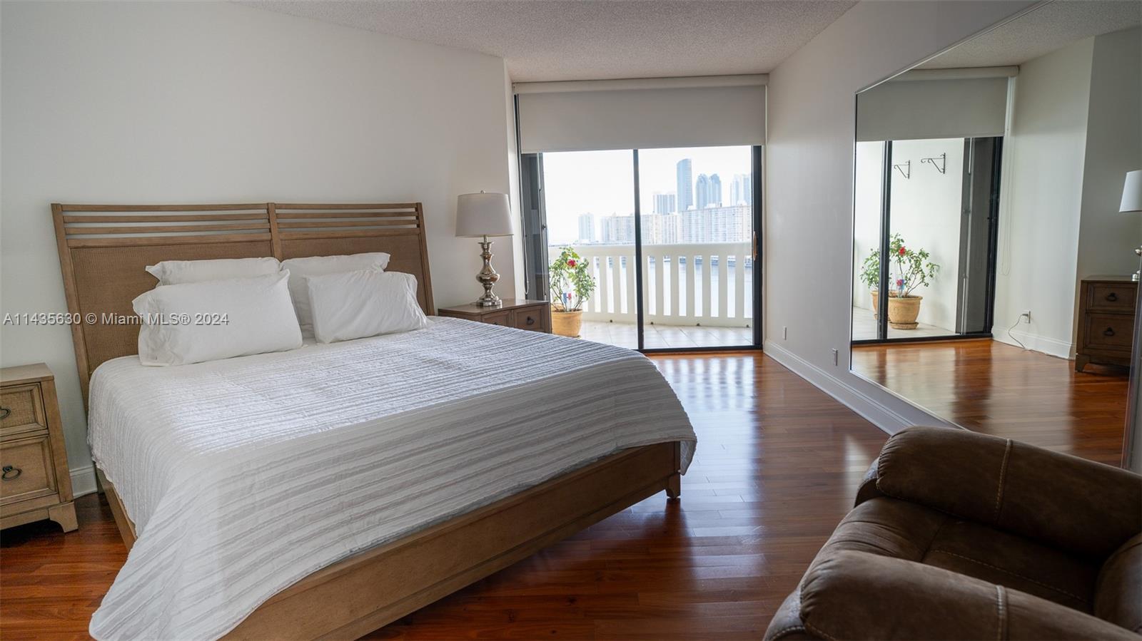 3000 Island Blvd 1401, Aventura, FL 33160, 2 Bedrooms Bedrooms, ,2 BathroomsBathrooms,Residential,For Sale,Island Blvd,A11435630