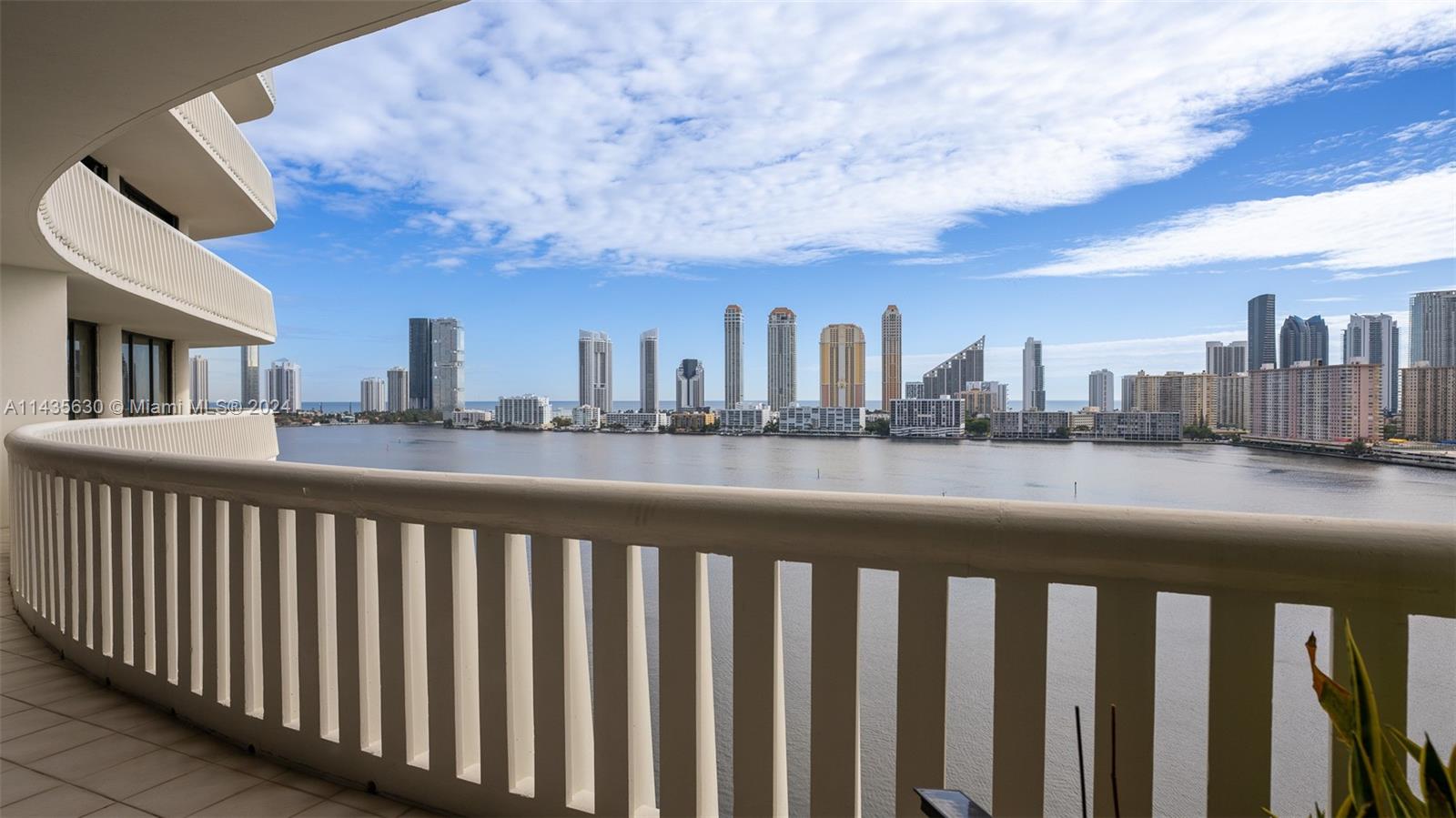 3000 Island Blvd 1401, Aventura, FL 33160, 2 Bedrooms Bedrooms, ,2 BathroomsBathrooms,Residential,For Sale,Island Blvd,A11435630