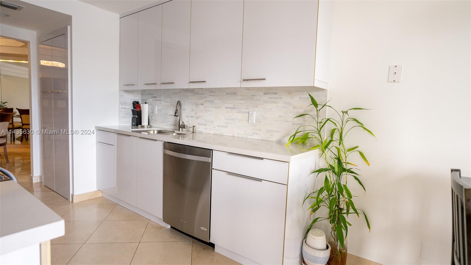 3000 Island Blvd 1401, Aventura, FL 33160, 2 Bedrooms Bedrooms, ,2 BathroomsBathrooms,Residential,For Sale,Island Blvd,A11435630