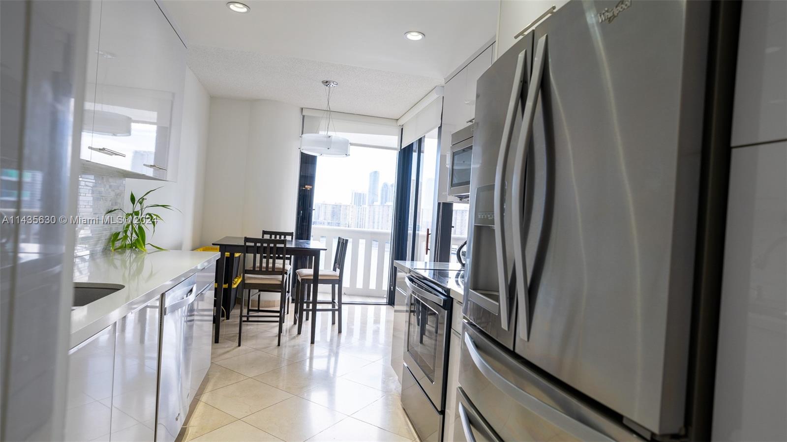 3000 Island Blvd 1401, Aventura, FL 33160, 2 Bedrooms Bedrooms, ,2 BathroomsBathrooms,Residential,For Sale,Island Blvd,A11435630