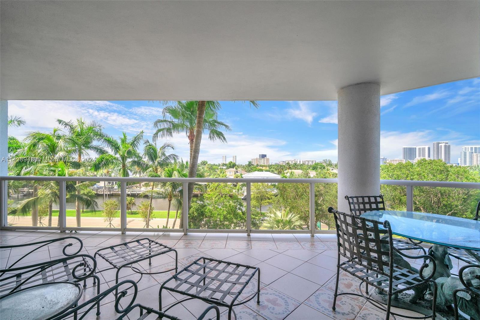 3600 Yacht Club Dr, Aventura, FL, 33180 United States, 3 Bedrooms Bedrooms, ,2 BathroomsBathrooms,Residential,For Sale,Yacht Club Dr,A11438943