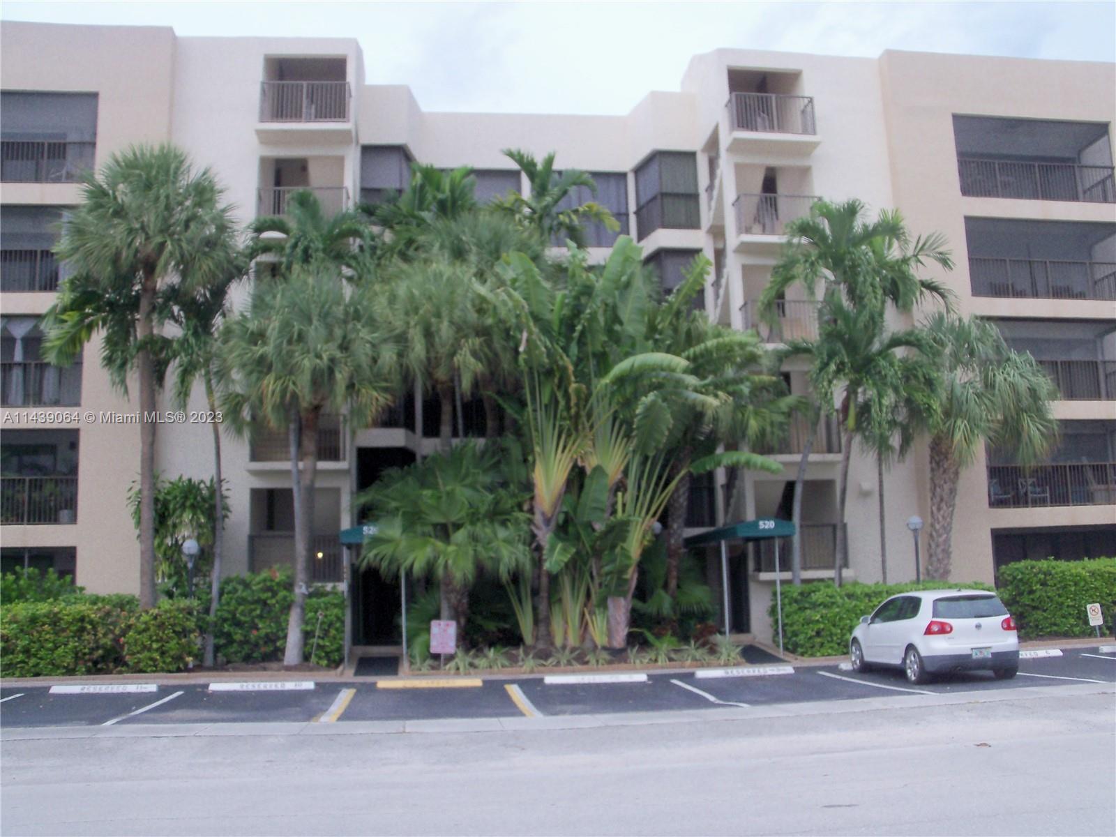 520  Orton Ave #303 For Sale A11439064, FL