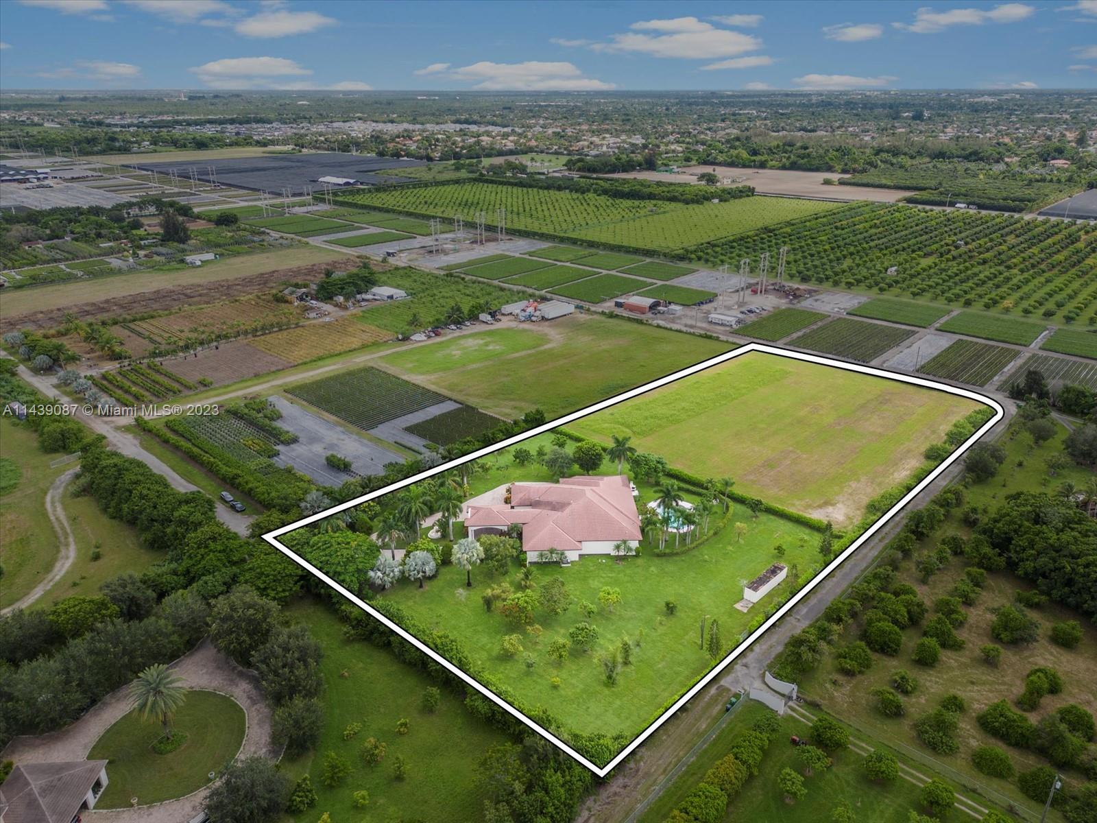 Available for Sale with just 5 Ares for $2.6M, A11438963