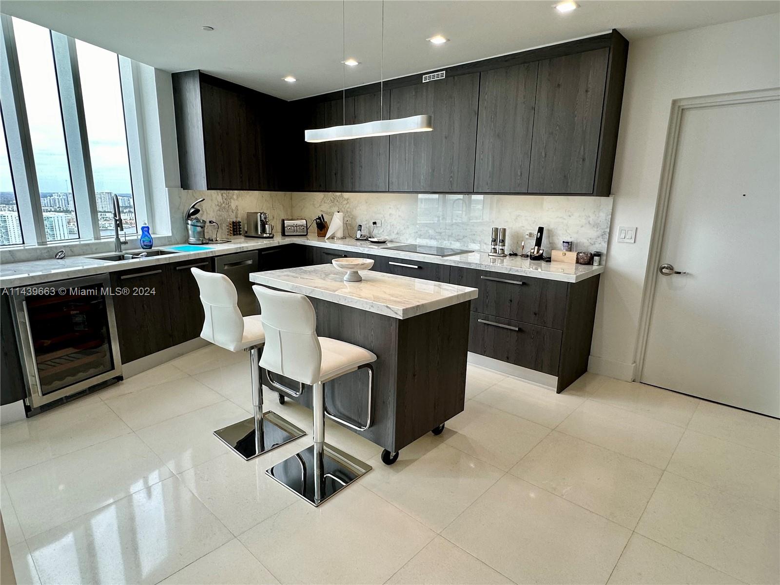 16001 Collins Ave, Sunny Isles Beach, FL, 33160 United States, 3 Bedrooms Bedrooms, ,3 BathroomsBathrooms,Residential,For Sale,Collins Ave,A11439663