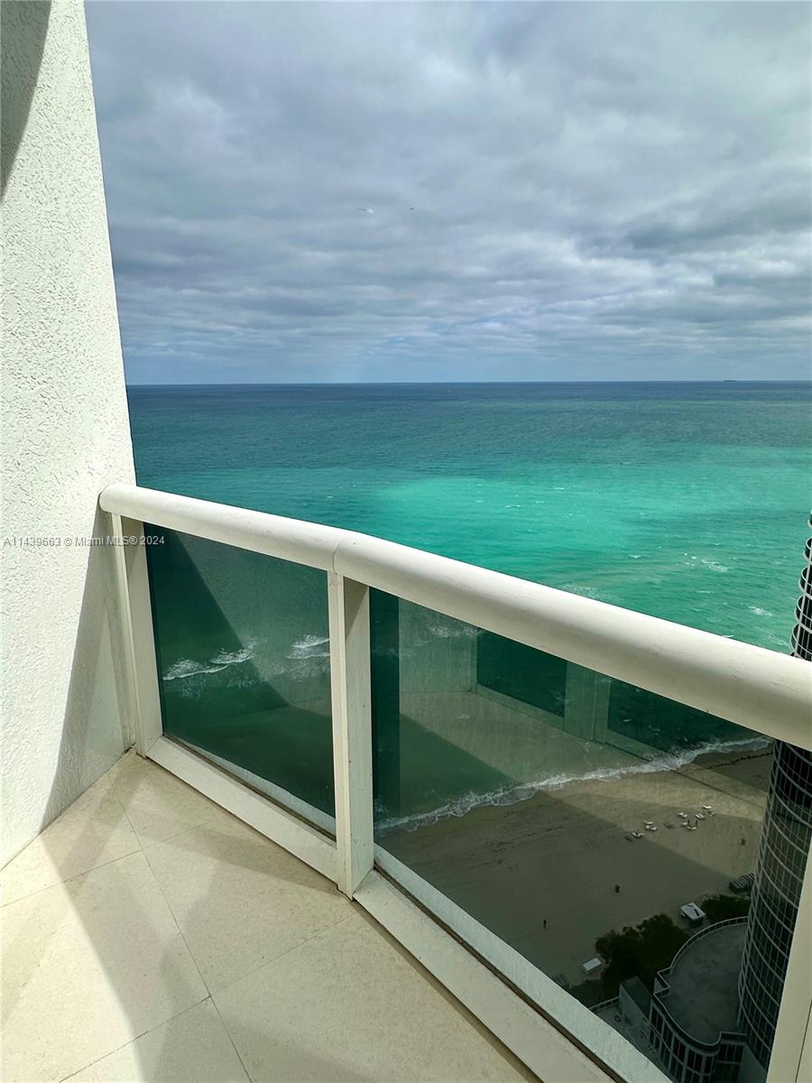 16001 Collins Ave, Sunny Isles Beach, FL, 33160 United States, 3 Bedrooms Bedrooms, ,3 BathroomsBathrooms,Residential,For Sale,Collins Ave,A11439663