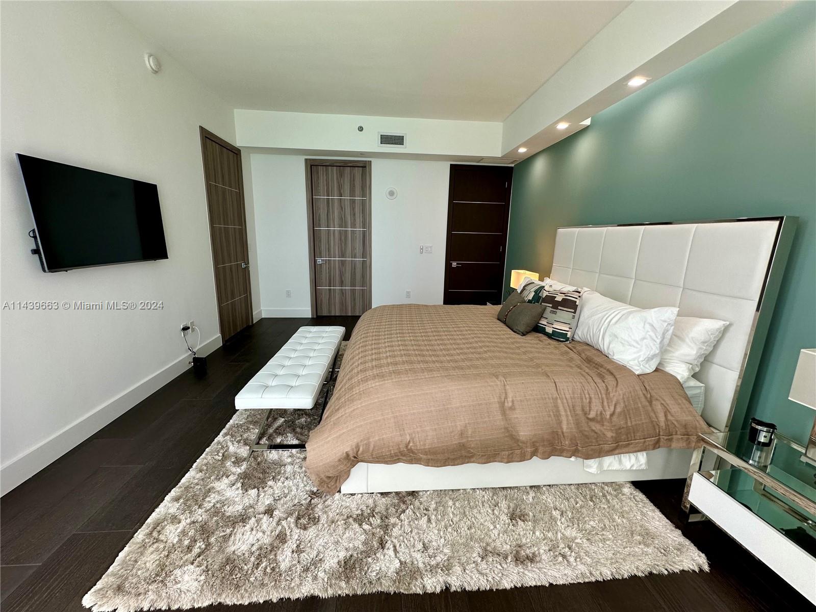 16001 Collins Ave, Sunny Isles Beach, FL, 33160 United States, 3 Bedrooms Bedrooms, ,3 BathroomsBathrooms,Residential,For Sale,Collins Ave,A11439663