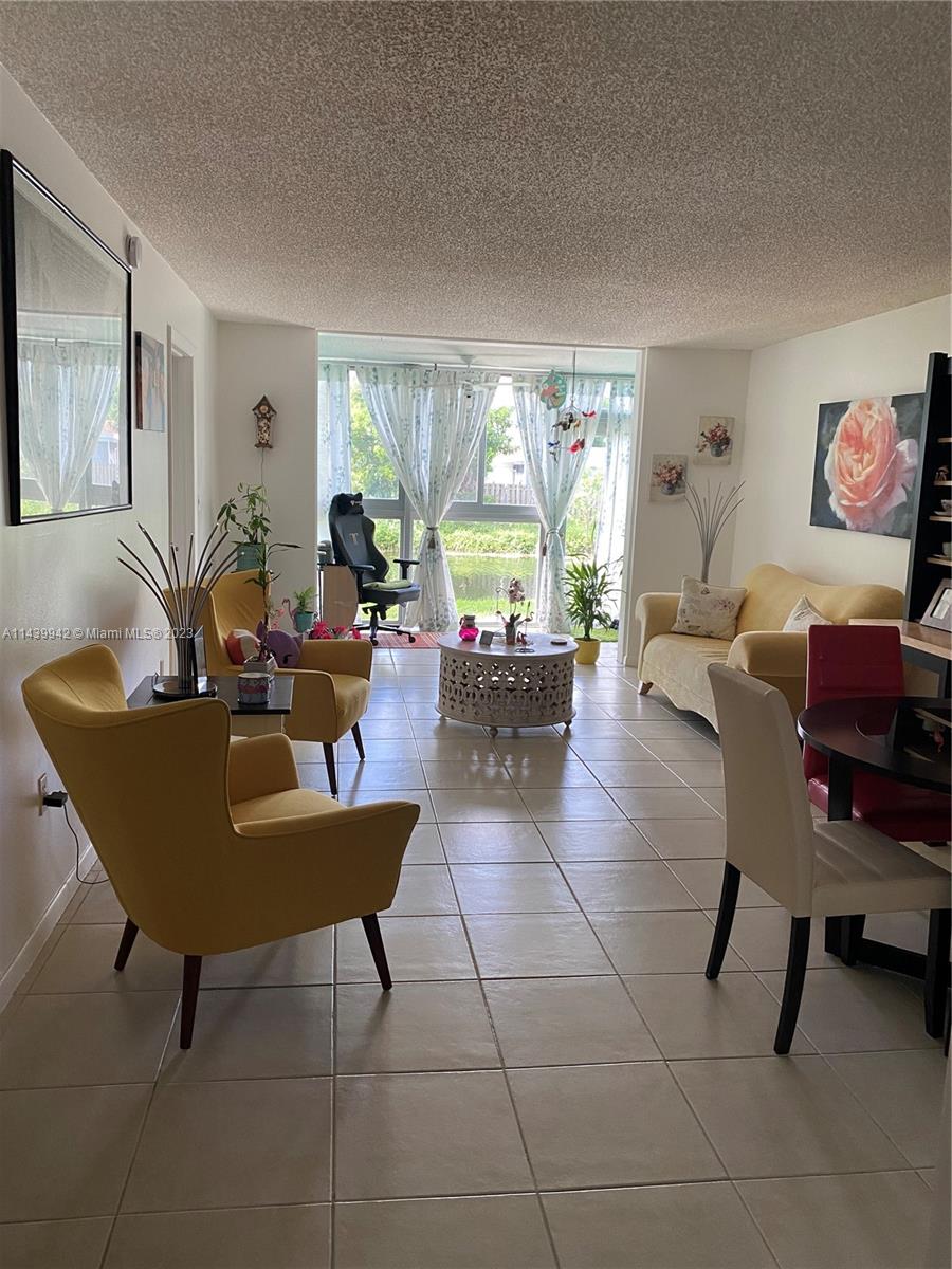 8345 Sunrise Lakes Blvd, Sunrise, FL, 33322 United States, 2 Bedrooms Bedrooms, ,2 BathroomsBathrooms,Residential,For Sale,Sunrise Lakes Blvd,A11439942
