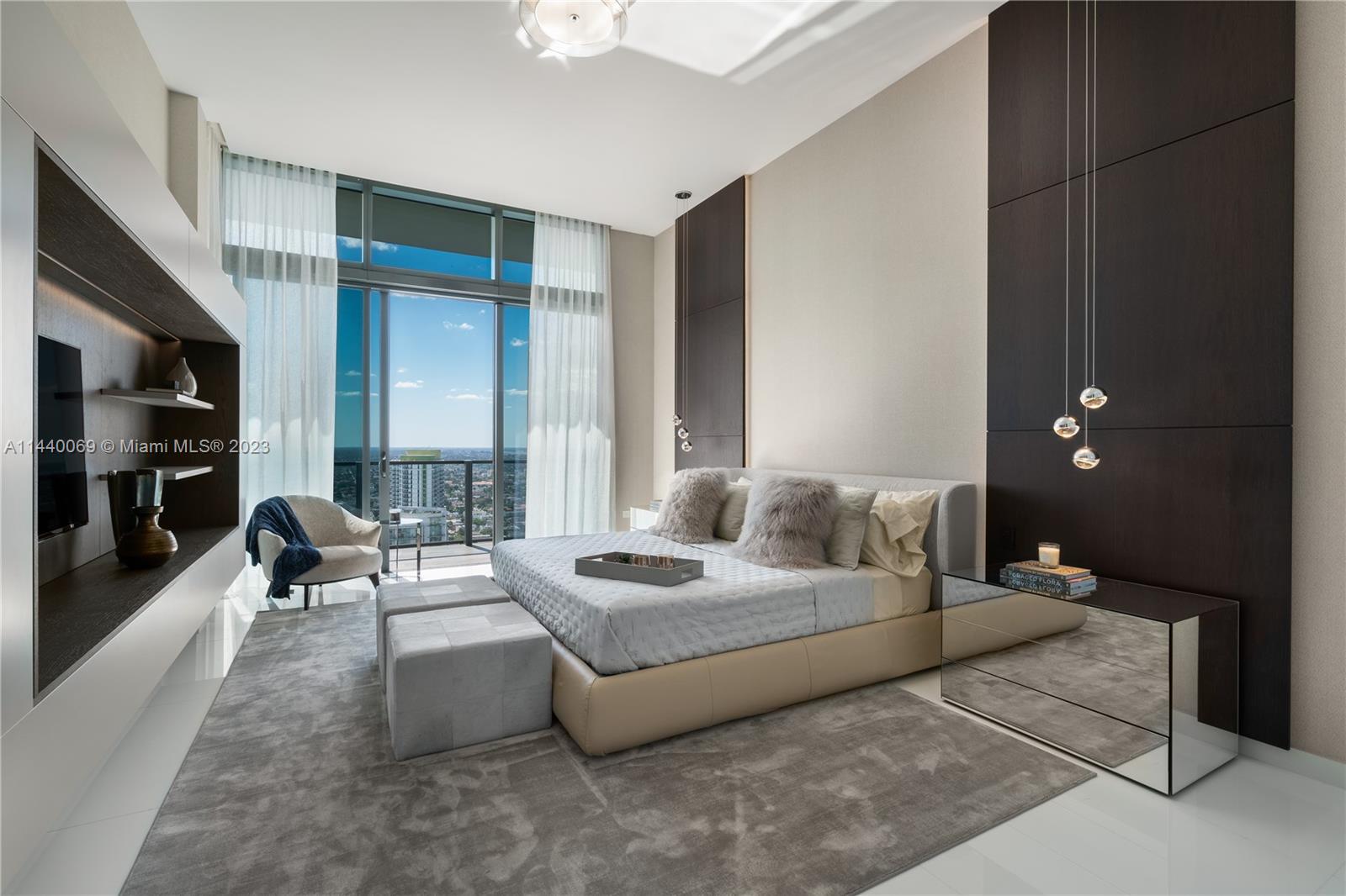 68 6th Street, Miami, FL, 33131 United States, 3 Bedrooms Bedrooms, ,4 BathroomsBathrooms,Residential,For Sale,6th Street,A11440069