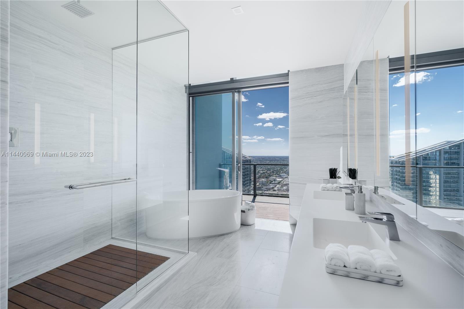 68 6th Street, Miami, FL, 33131 United States, 3 Bedrooms Bedrooms, ,4 BathroomsBathrooms,Residential,For Sale,6th Street,A11440069