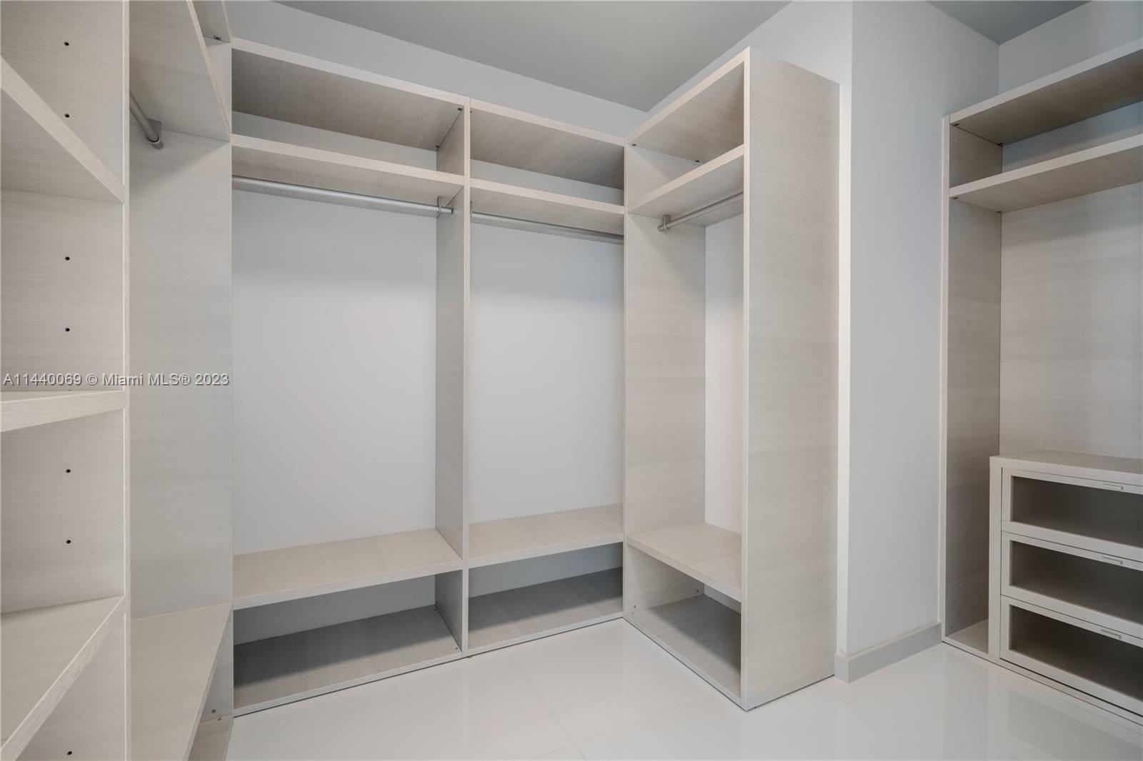 68 6th Street, Miami, FL, 33131 United States, 3 Bedrooms Bedrooms, ,4 BathroomsBathrooms,Residential,For Sale,6th Street,A11440069