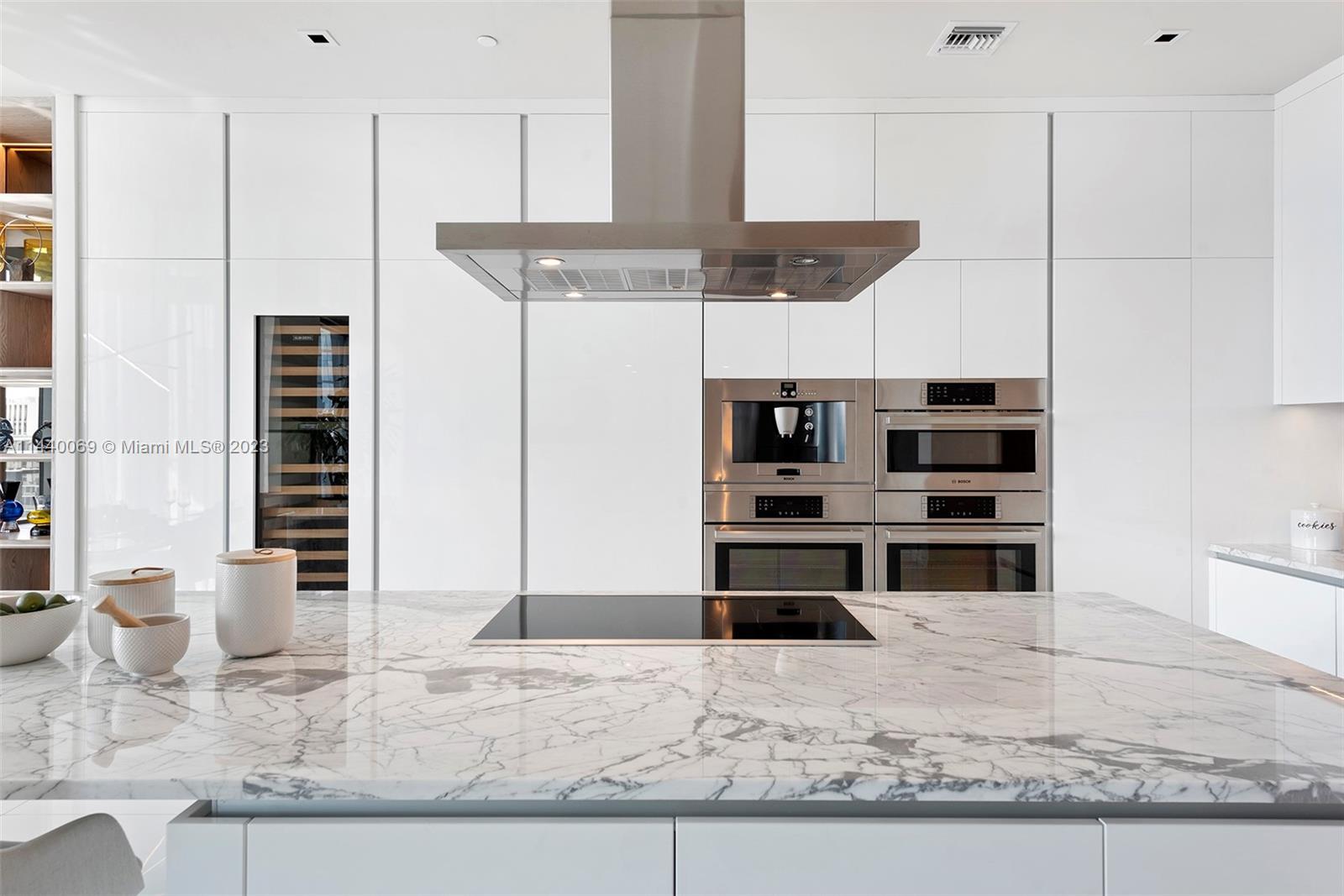 68 6th Street, Miami, FL, 33131 United States, 3 Bedrooms Bedrooms, ,4 BathroomsBathrooms,Residential,For Sale,6th Street,A11440069