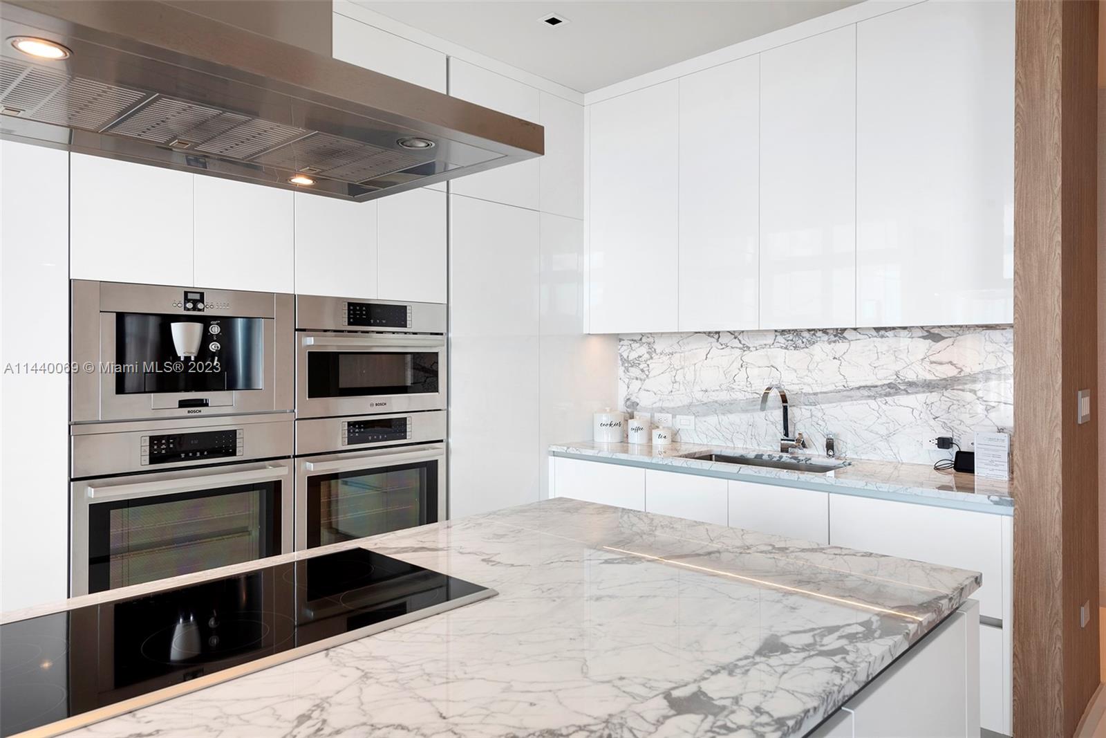 68 6th Street, Miami, FL, 33131 United States, 3 Bedrooms Bedrooms, ,4 BathroomsBathrooms,Residential,For Sale,6th Street,A11440069