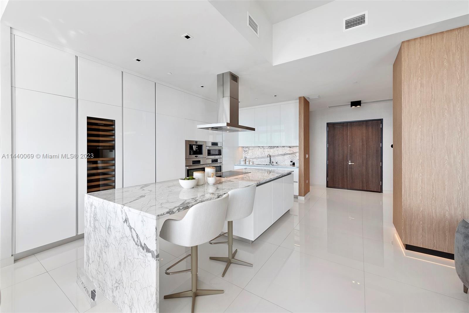 68 6th Street, Miami, FL, 33131 United States, 3 Bedrooms Bedrooms, ,4 BathroomsBathrooms,Residential,For Sale,6th Street,A11440069