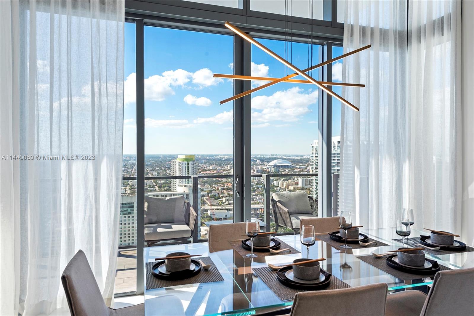 68 6th Street, Miami, FL, 33131 United States, 3 Bedrooms Bedrooms, ,4 BathroomsBathrooms,Residential,For Sale,6th Street,A11440069