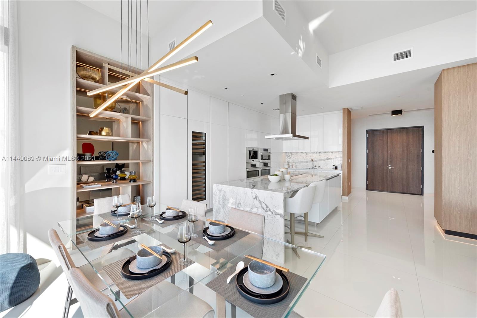 68 6th Street, Miami, FL, 33131 United States, 3 Bedrooms Bedrooms, ,4 BathroomsBathrooms,Residential,For Sale,6th Street,A11440069