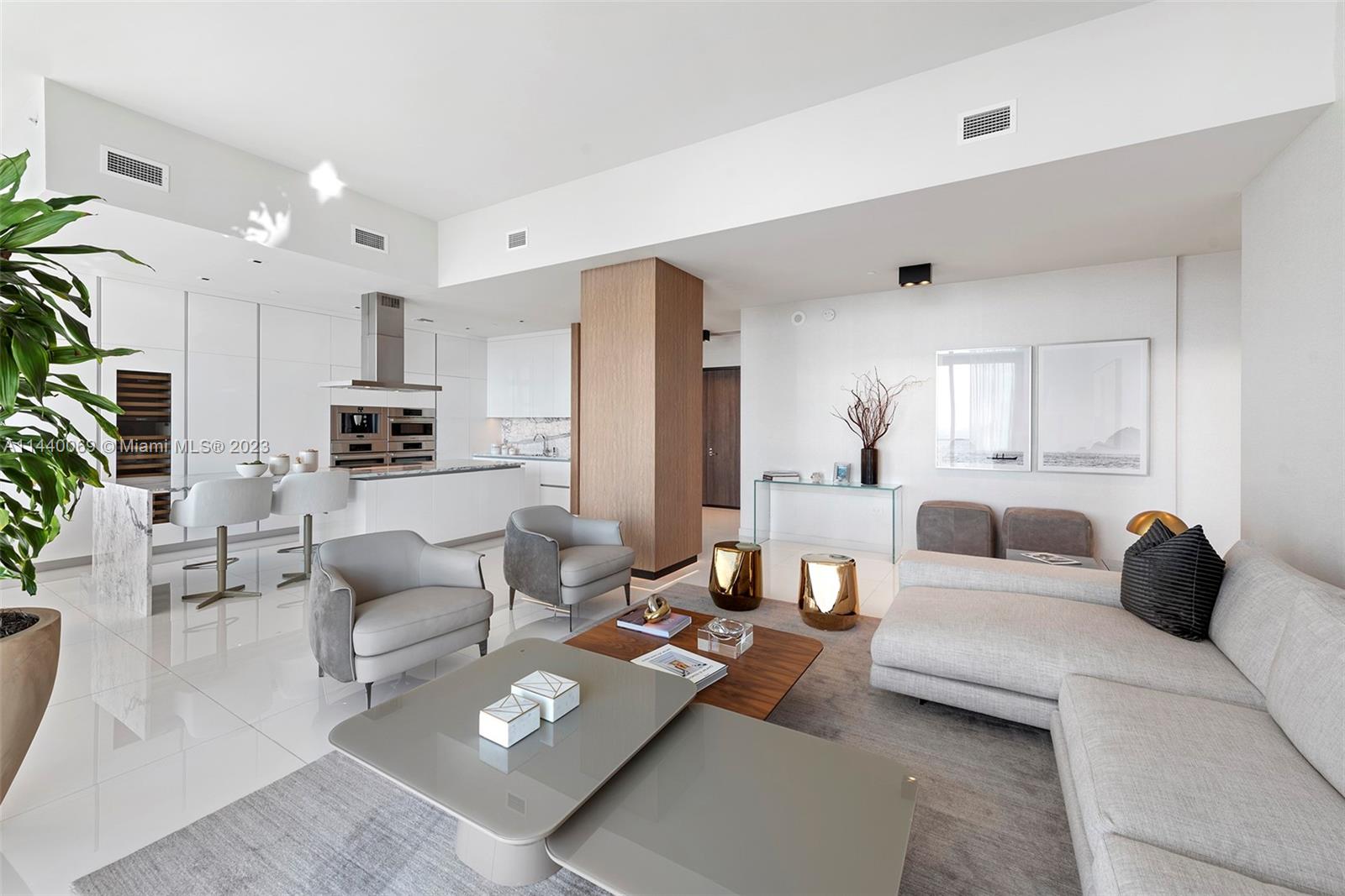 68 6th Street, Miami, FL, 33131 United States, 3 Bedrooms Bedrooms, ,4 BathroomsBathrooms,Residential,For Sale,6th Street,A11440069