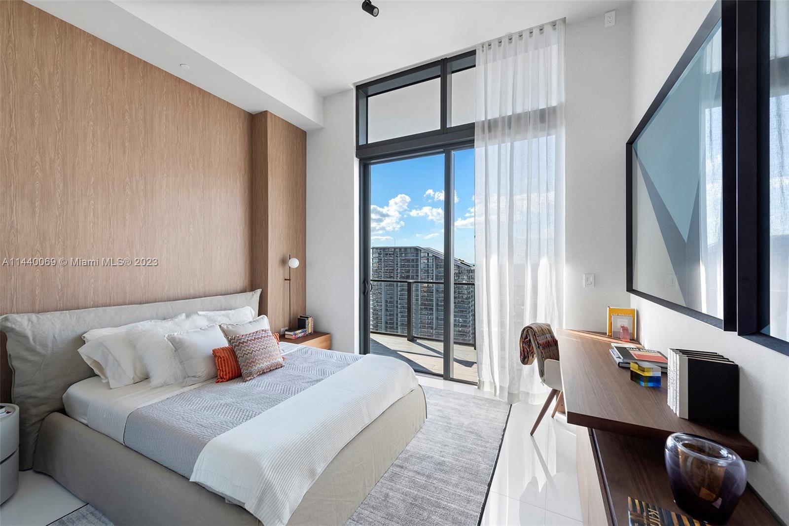 68 6th Street, Miami, FL, 33131 United States, 3 Bedrooms Bedrooms, ,4 BathroomsBathrooms,Residential,For Sale,6th Street,A11440069