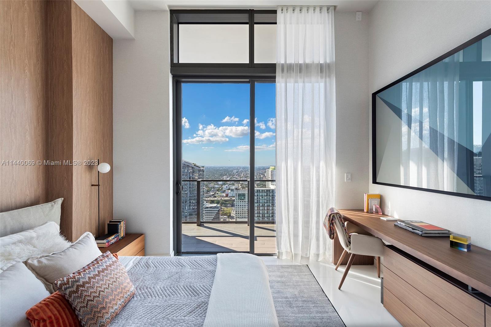 68 6th Street, Miami, FL, 33131 United States, 3 Bedrooms Bedrooms, ,4 BathroomsBathrooms,Residential,For Sale,6th Street,A11440069