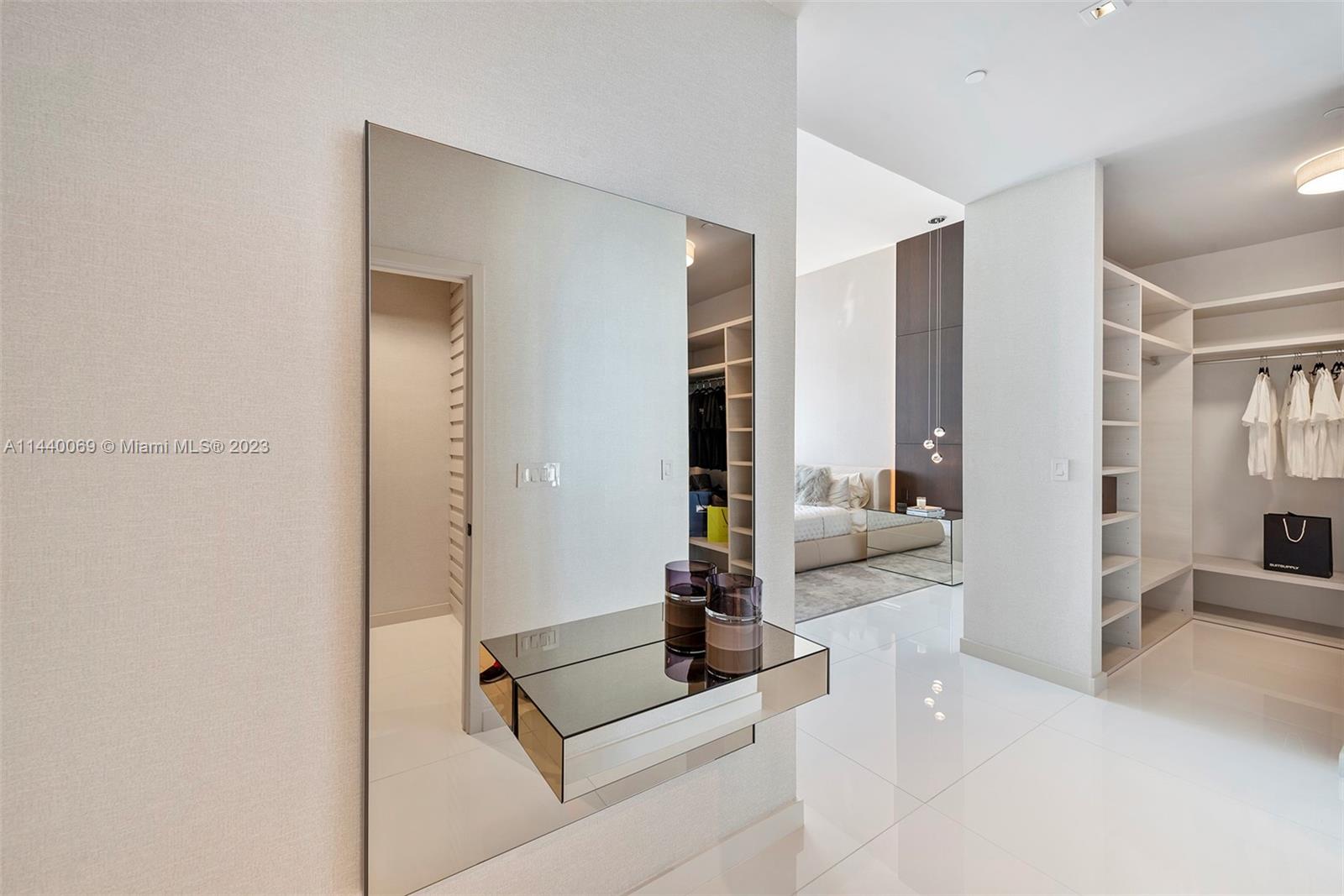 68 6th Street, Miami, FL, 33131 United States, 3 Bedrooms Bedrooms, ,4 BathroomsBathrooms,Residential,For Sale,6th Street,A11440069