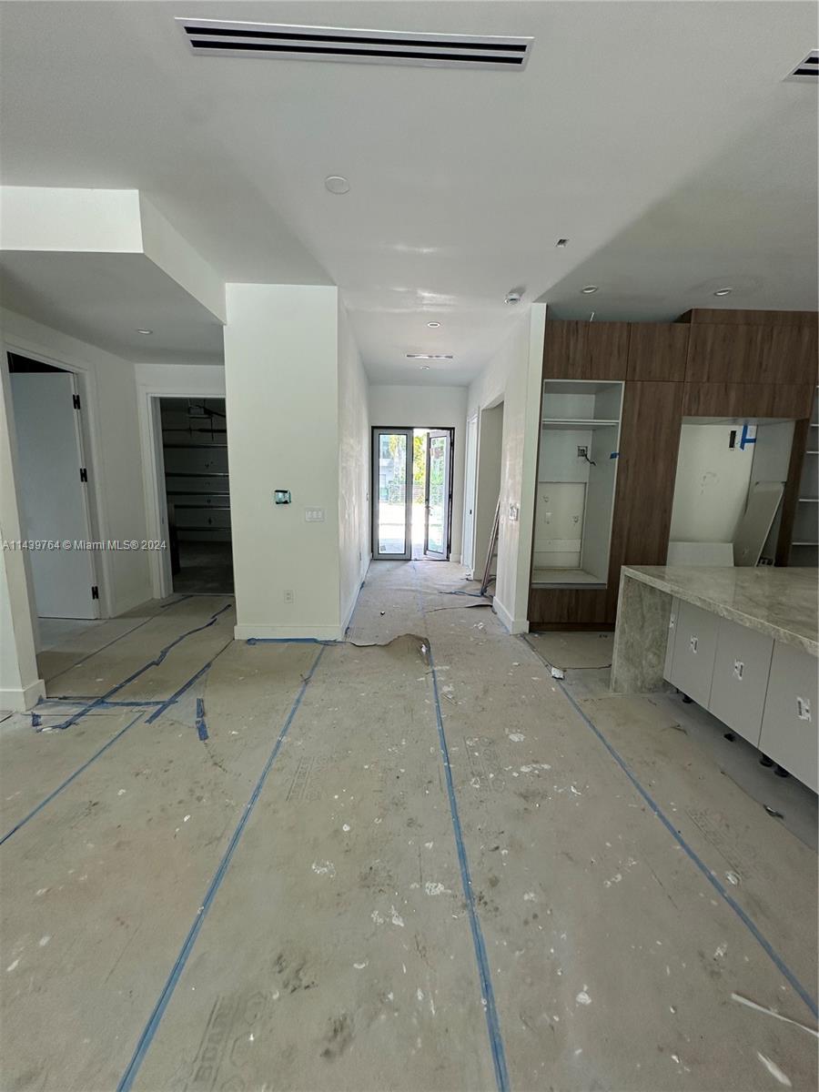 537 NE 14th Ave, Fort Lauderdale, Florida 33301, 4 Bedrooms Bedrooms, ,5 BathroomsBathrooms,Residential,For Sale,537 NE 14th Ave,A11439764