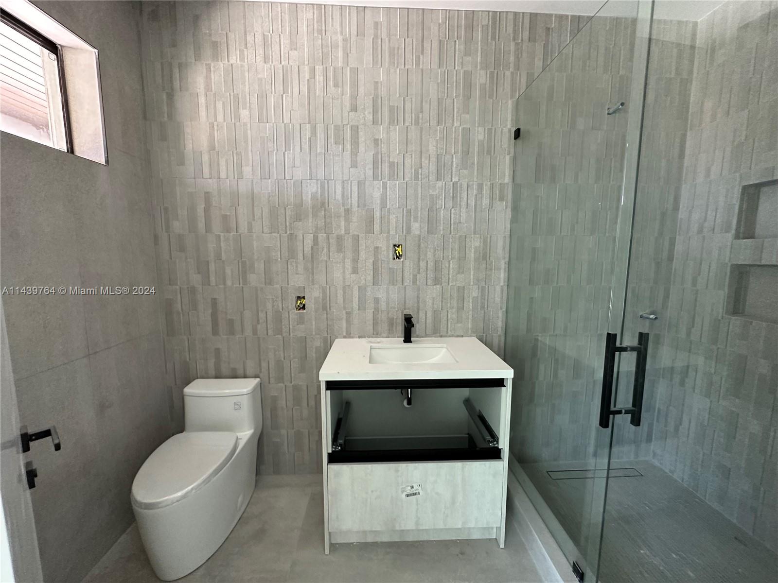 537 NE 14th Ave, Fort Lauderdale, Florida 33301, 4 Bedrooms Bedrooms, ,5 BathroomsBathrooms,Residential,For Sale,537 NE 14th Ave,A11439764