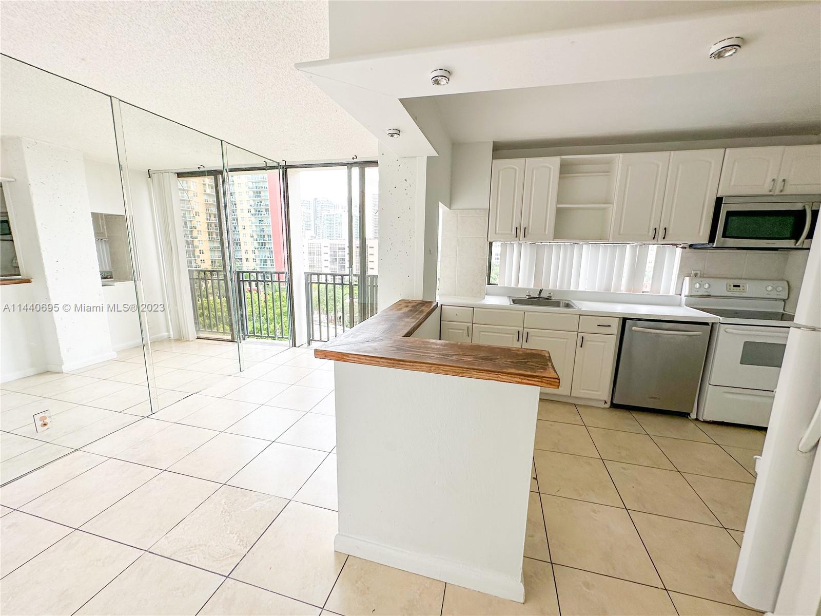 17021 Bay Rd, Sunny Isles Beach, FL, 33160 United States, 2 Bedrooms Bedrooms, ,2 BathroomsBathrooms,Residential,For Sale,Bay Rd,A11440695