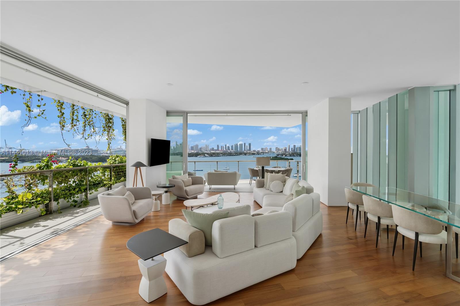 1300 Monad Ter 11F, Miami Beach, Florida 33139, 3 Bedrooms Bedrooms, ,3 BathroomsBathrooms,Residential,For Sale,1300 Monad Ter 11F,A11441013