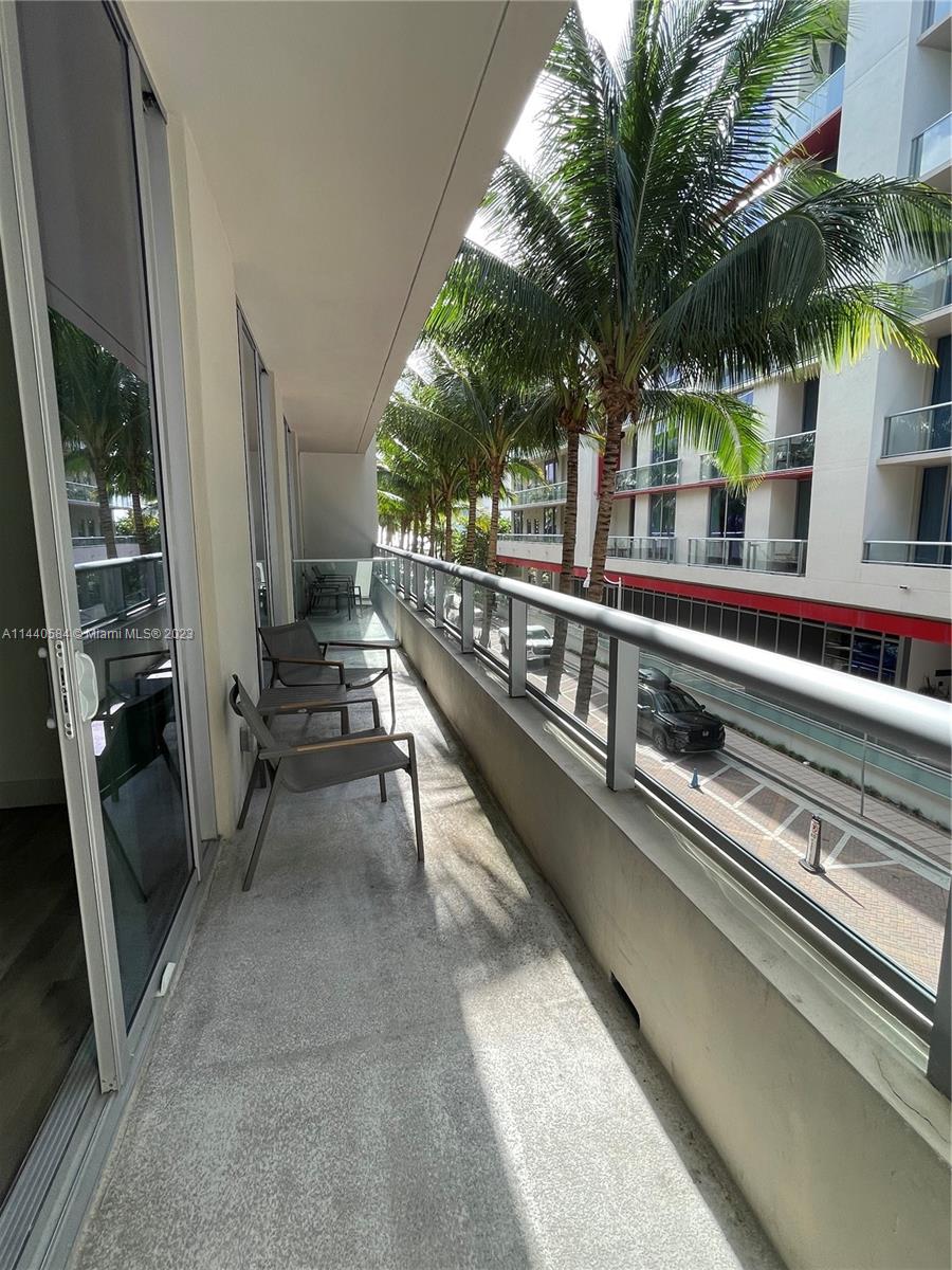 Residential, Hollywood, Florida image 3