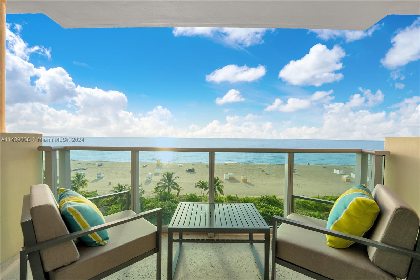1455 Ocean Dr 909, Miami Beach, FL 33139, 3 Bedrooms Bedrooms, ,4 BathroomsBathrooms,Residential,For Sale,Ocean Dr,A11439006