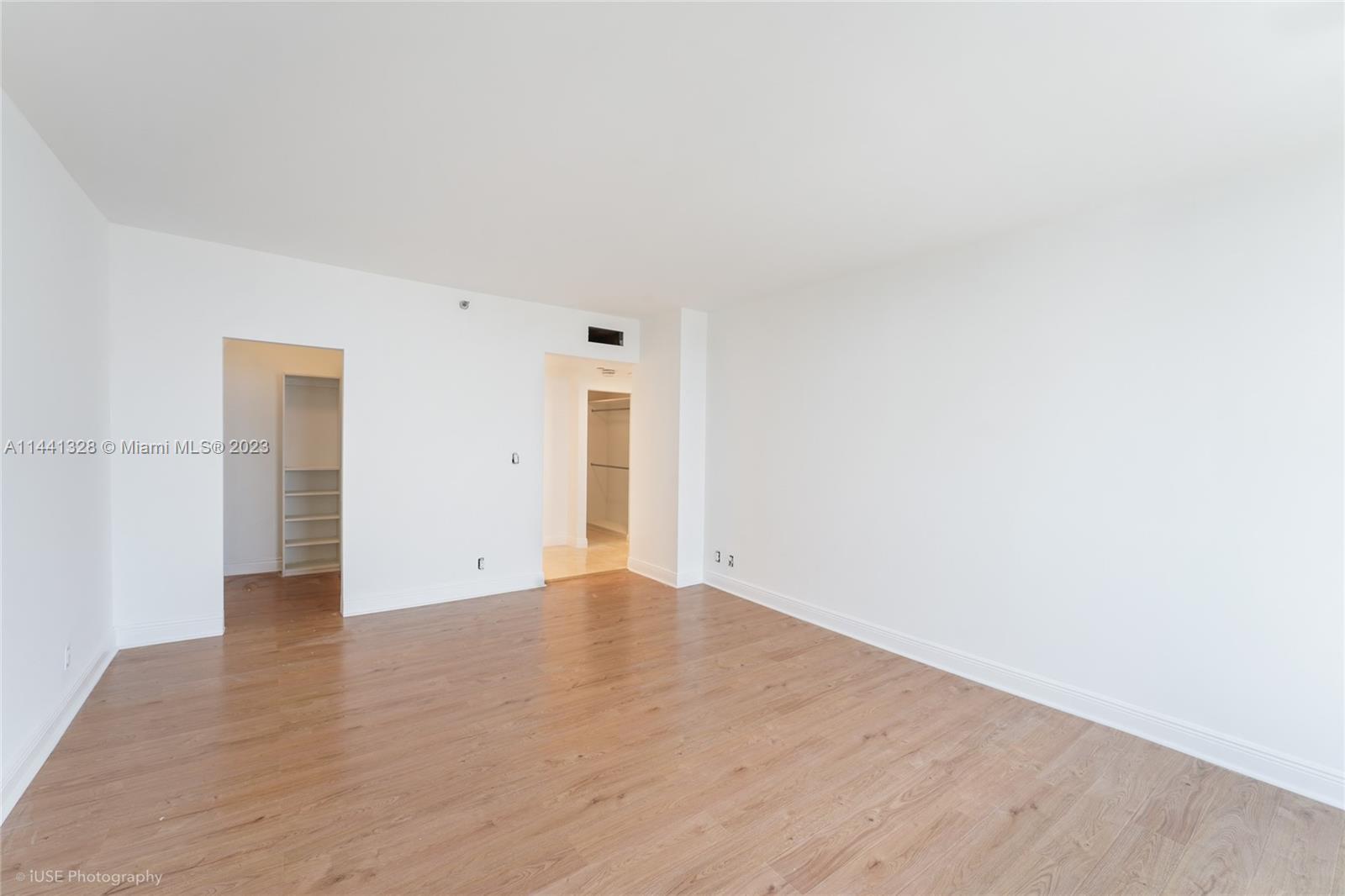 20281 E Country Club Dr 2302, Aventura, Florida 33180, 2 Bedrooms Bedrooms, ,2 BathroomsBathrooms,Residential,For Sale,20281 E Country Club Dr 2302,A11441328