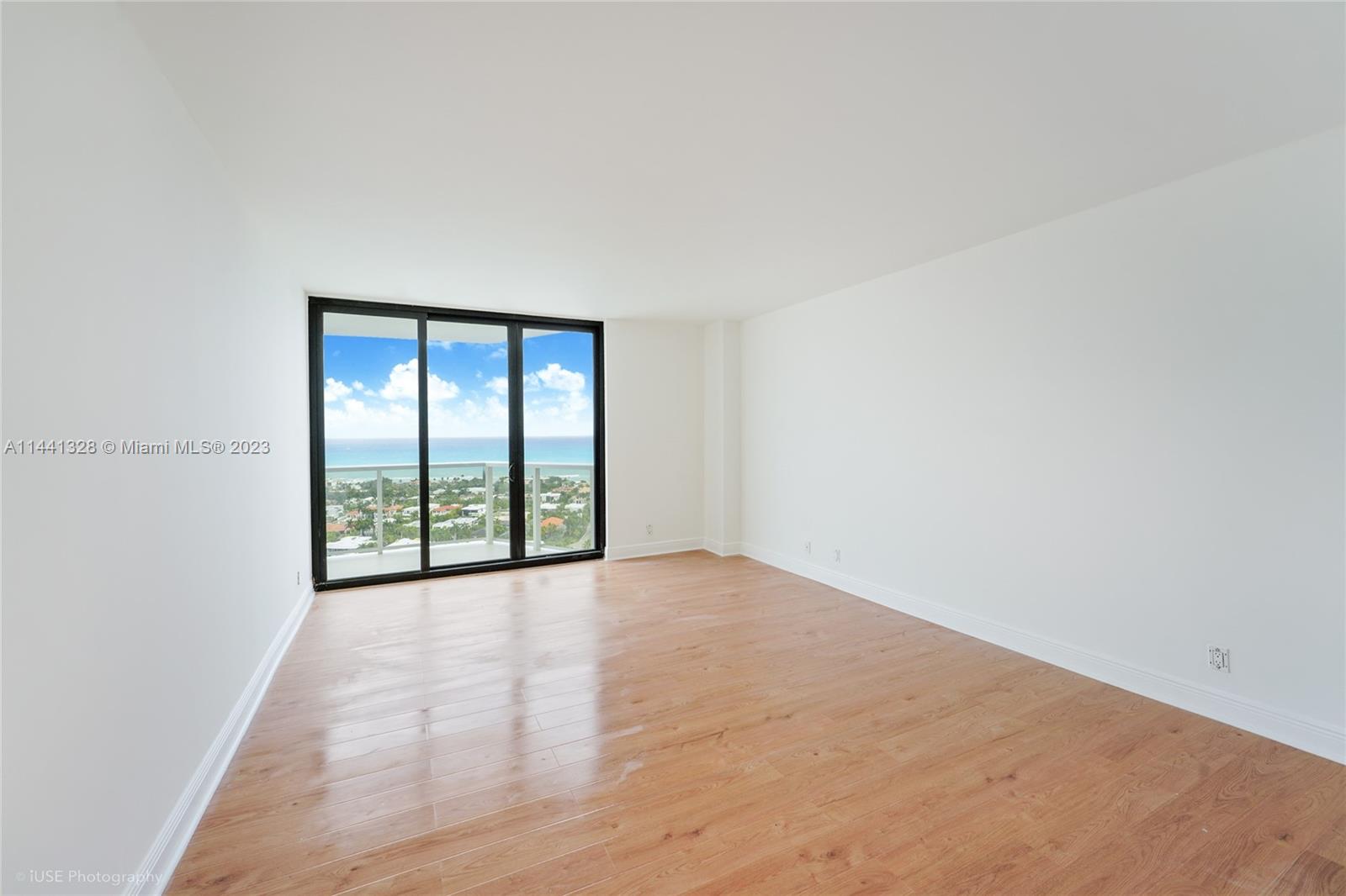 20281 E Country Club Dr 2302, Aventura, Florida 33180, 2 Bedrooms Bedrooms, ,2 BathroomsBathrooms,Residential,For Sale,20281 E Country Club Dr 2302,A11441328