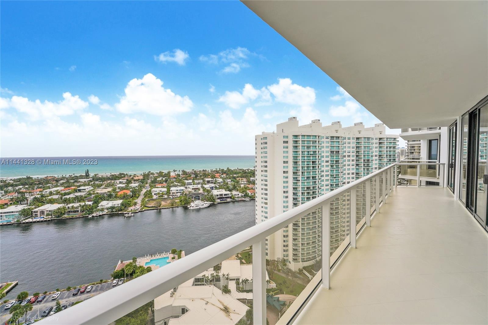 20281 E Country Club Dr 2302, Aventura, Florida 33180, 2 Bedrooms Bedrooms, ,2 BathroomsBathrooms,Residential,For Sale,20281 E Country Club Dr 2302,A11441328