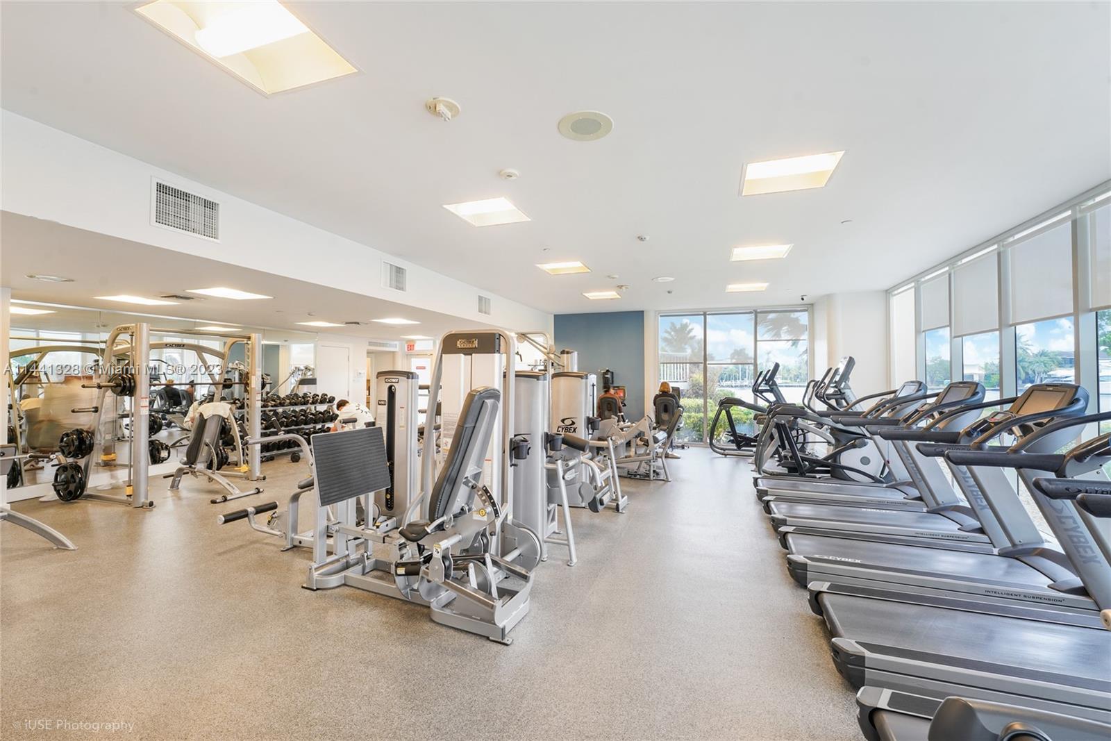 20281 Country Club Dr, Aventura, FL, 33180 United States, 2 Bedrooms Bedrooms, ,2 BathroomsBathrooms,Residential,For Sale,Country Club Dr,A11441328