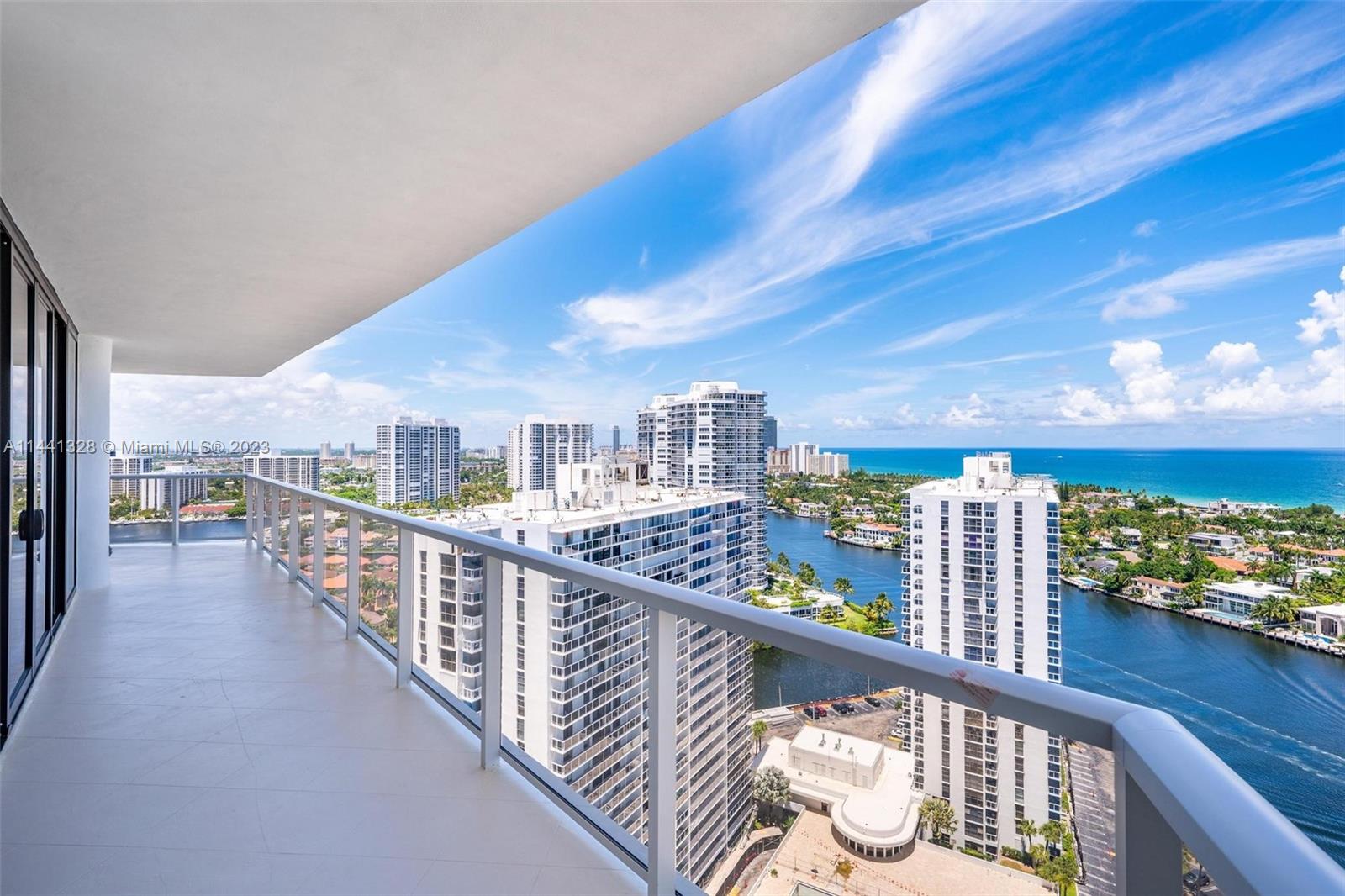 20281 E Country Club Dr 2302, Aventura, Florida 33180, 2 Bedrooms Bedrooms, ,2 BathroomsBathrooms,Residential,For Sale,20281 E Country Club Dr 2302,A11441328