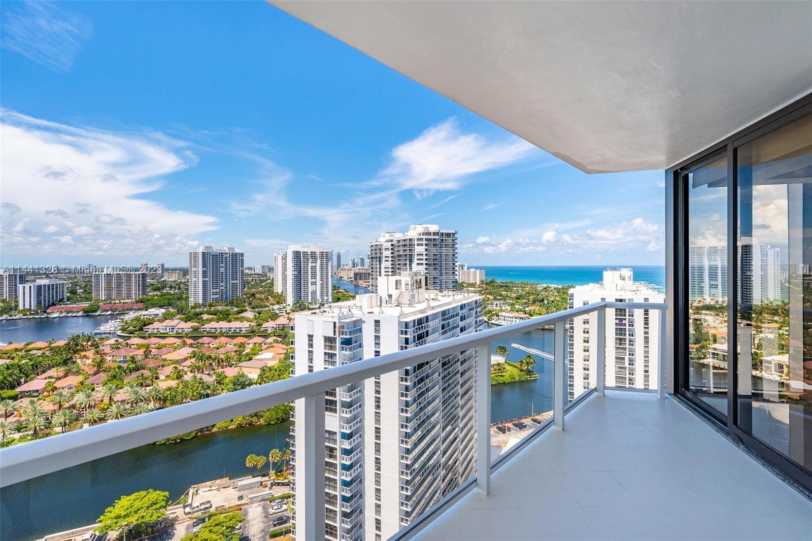 20281 Country Club Dr, Aventura, FL, 33180 United States, 2 Bedrooms Bedrooms, ,2 BathroomsBathrooms,Residential,For Sale,Country Club Dr,A11441328