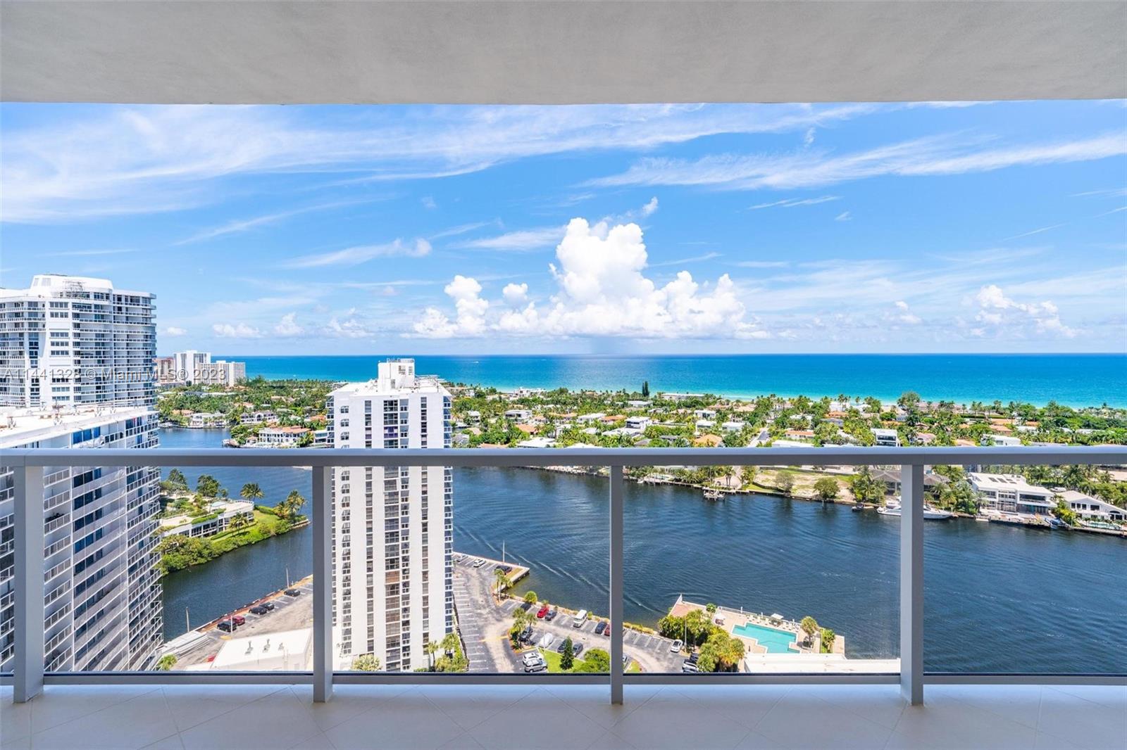 20281 E Country Club Dr 2302, Aventura, Florida 33180, 2 Bedrooms Bedrooms, ,2 BathroomsBathrooms,Residential,For Sale,20281 E Country Club Dr 2302,A11441328