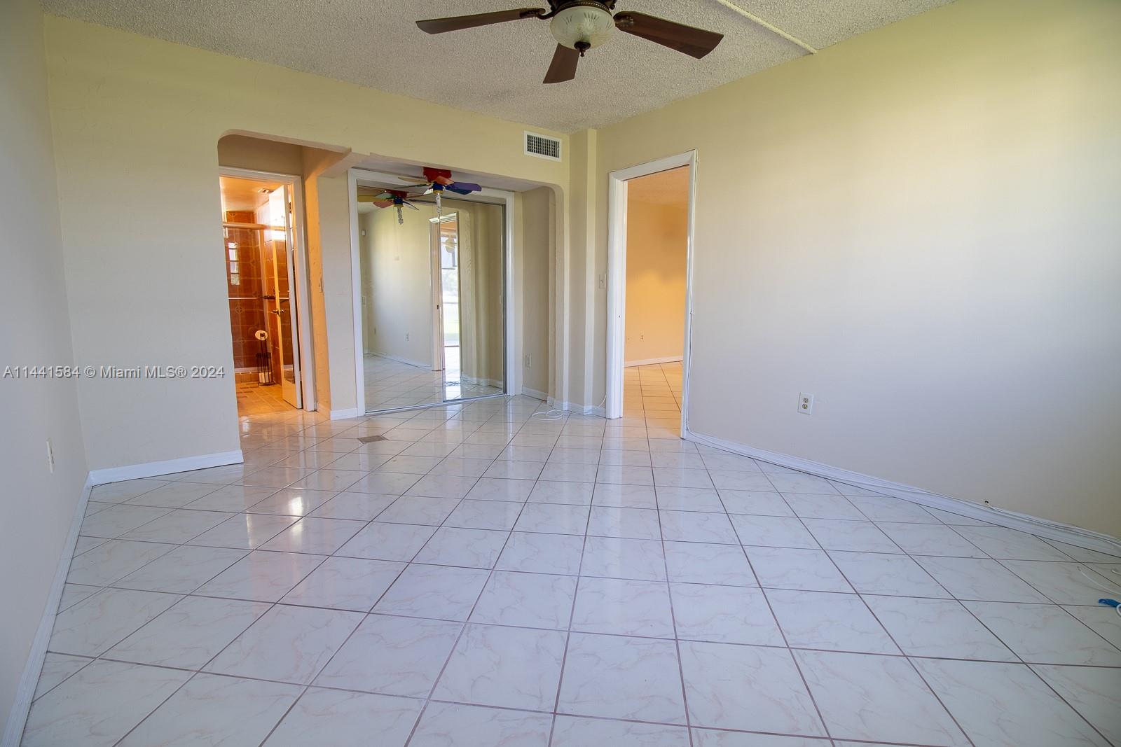 2855 Leonard Dr #H109, Aventura, Florida image 11