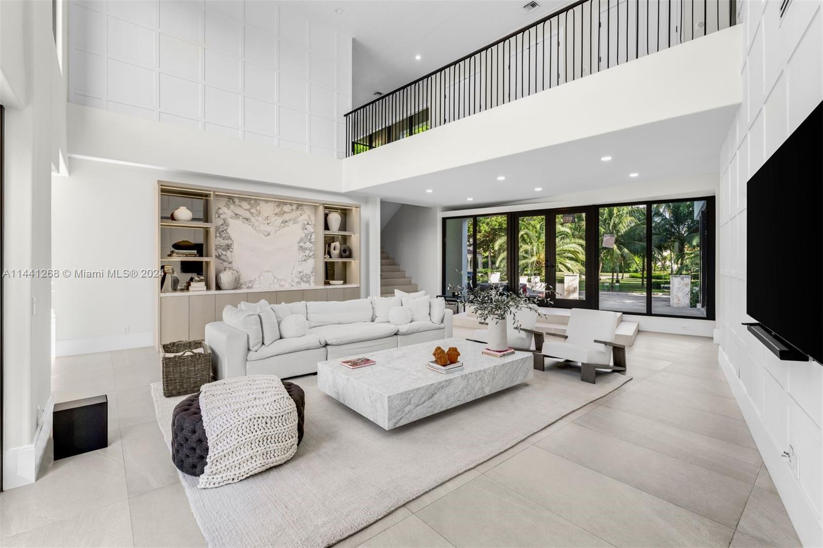 284 Las Brisas Ct, Coral Gables, FL, 33143 United States, 5 Bedrooms Bedrooms, ,4 BathroomsBathrooms,Residential,For Sale,Las Brisas Ct,A11441268