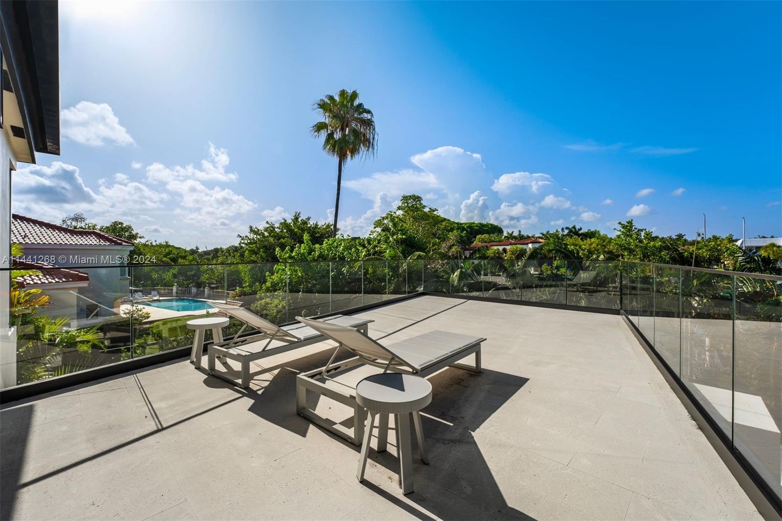 284 Las Brisas Ct, Coral Gables, FL, 33143 United States, 5 Bedrooms Bedrooms, ,4 BathroomsBathrooms,Residential,For Sale,Las Brisas Ct,A11441268