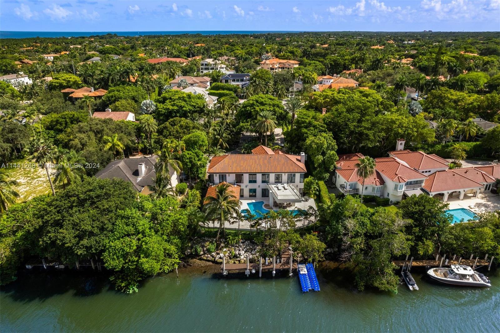 284 Las Brisas Ct, Coral Gables, FL, 33143 United States, 5 Bedrooms Bedrooms, ,4 BathroomsBathrooms,Residential,For Sale,Las Brisas Ct,A11441268