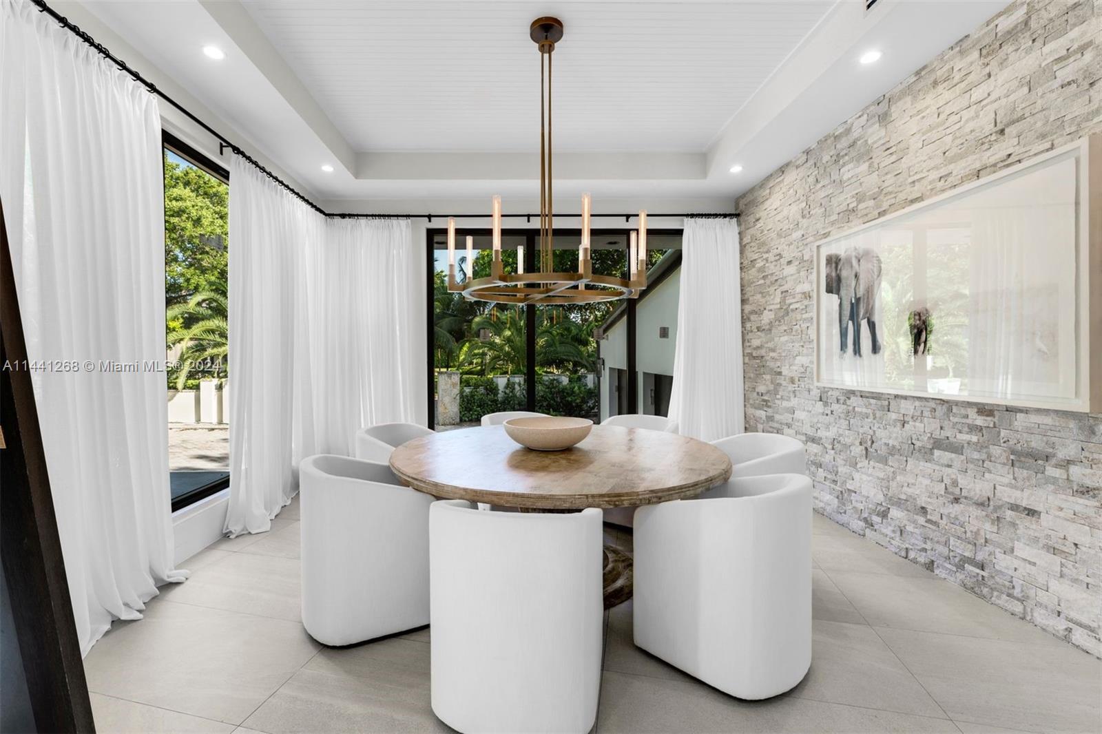284 Las Brisas Ct, Coral Gables, FL, 33143 United States, 5 Bedrooms Bedrooms, ,4 BathroomsBathrooms,Residential,For Sale,Las Brisas Ct,A11441268